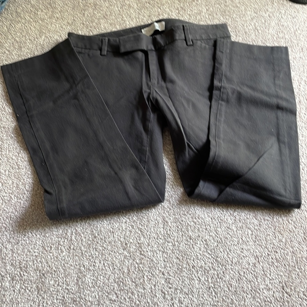 Capris - Picture 2 of 4